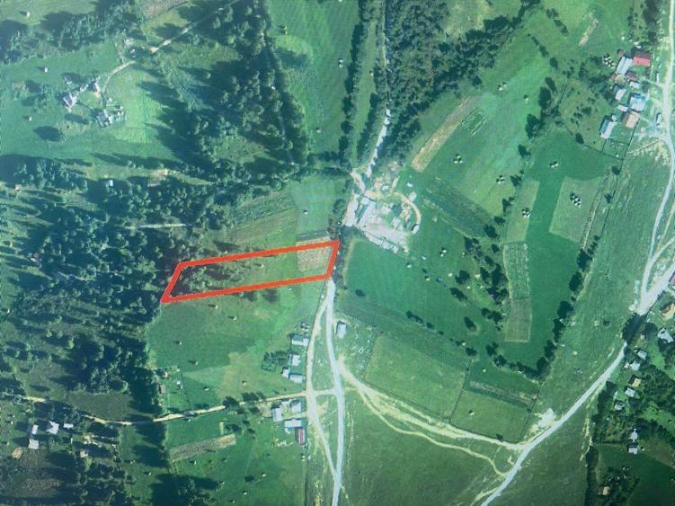 Teren de 4806 mp, în Dealu Negru