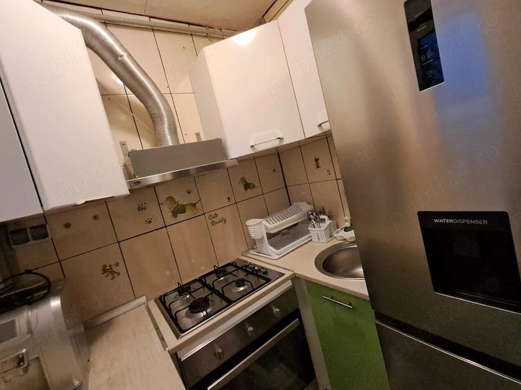 Apartament cu 2 camere nedecomandat în P-ța Doina