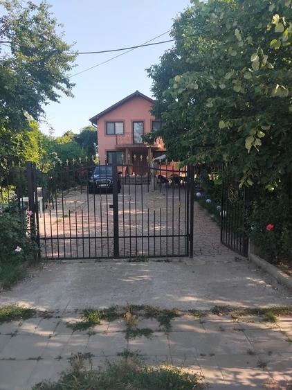 Casă cu 3 camere în Gostinari