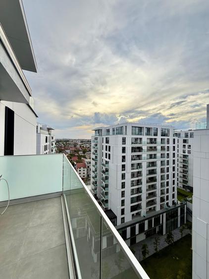 Apartament cu 3 camere semidecomandat în Cotroceni