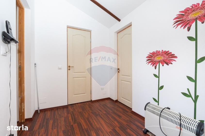 Casă cu 5 camere cu Teren 2340 Mp în Bălilești
