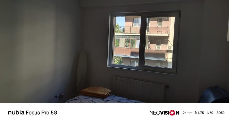Apartament cu 3 camere decomandat în Fundeni