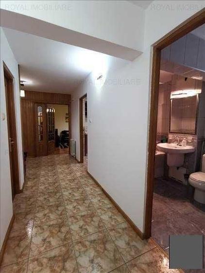 Apartament cu 3 camere decomandat în Ultracentral