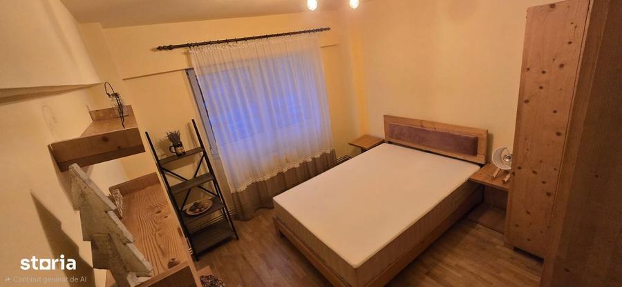 Apartament cu 3 camere decomandat în Astra