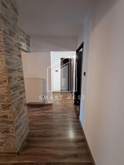 Apartament cu 4 camere decomandat în Micro 16
