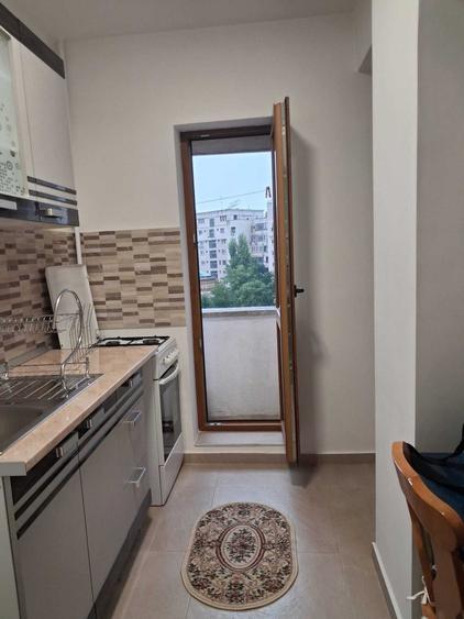 Garsonieră decomandată în Unirii