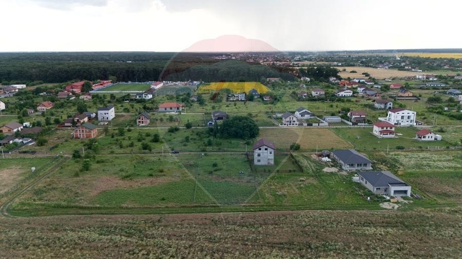 Teren Construcții intravilan de 1500 mp, în Ghermănești