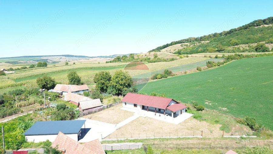 Casă cu 3 camere cu Teren 1163 Mp în Blăjel