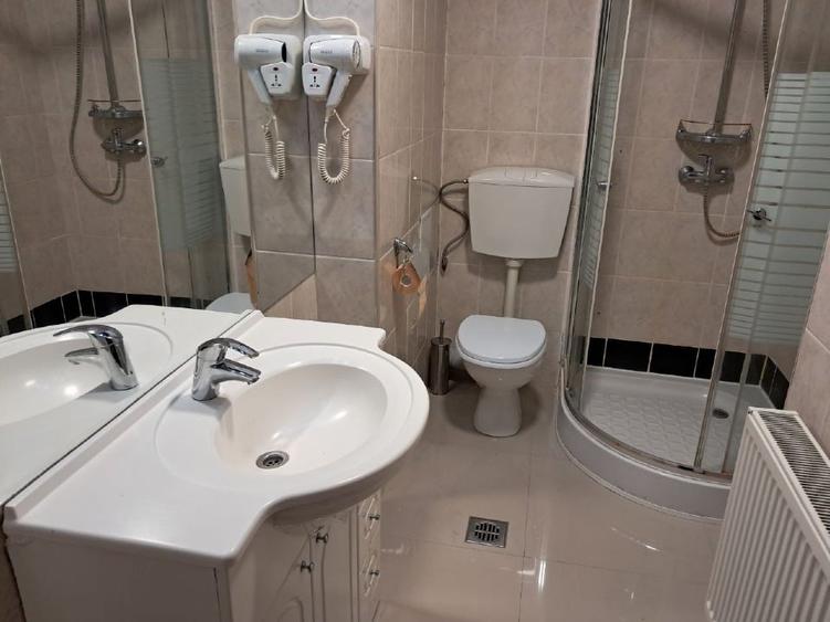 Apartament cu 3 camere decomandat, mobilat în Aviatorilor