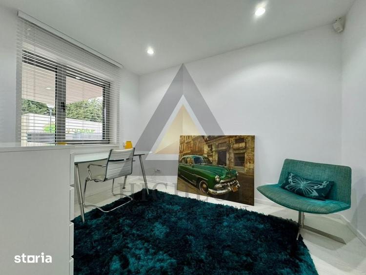 Casă cu 5 camere cu Teren 278 Mp în Central