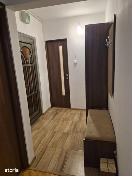 Apartament cu 3 camere în Tudor Vladimirescu