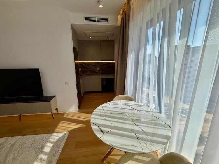 Apartament cu 2 camere semidecomandat, mobilat în Aviației