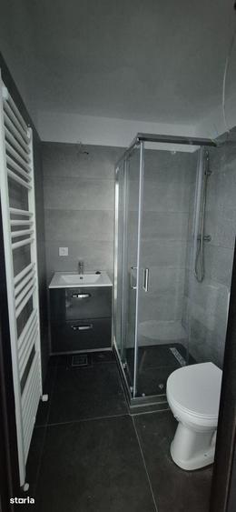Apartament cu 9 camere în 7 Noiembrie
