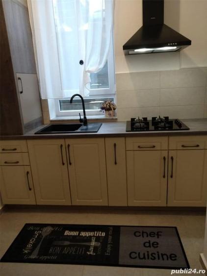 Apartament cu 4 camere decomandat în Aradului
