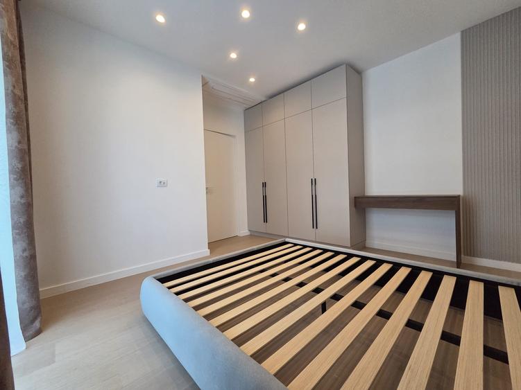 Apartament cu 2 camere semidecomandat în Aviației