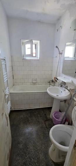Apartament cu 2 camere decomandat în Ultracentral