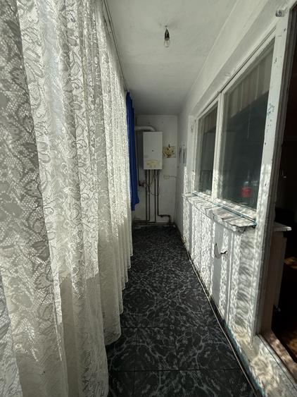 Apartament cu 2 camere semidecomandat în Cetății