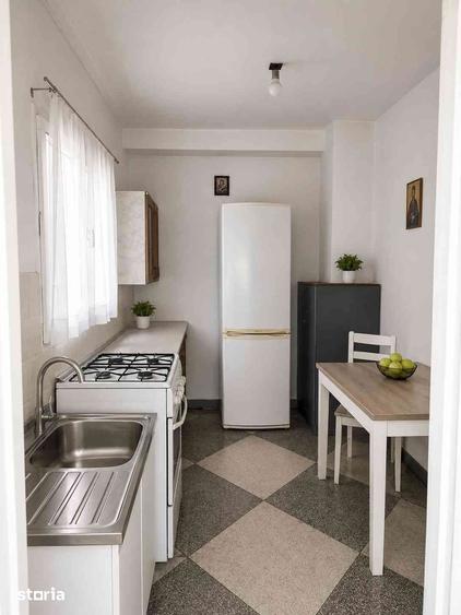 Casă cu 4 camere cu Teren 1000 Mp în Smârdan
