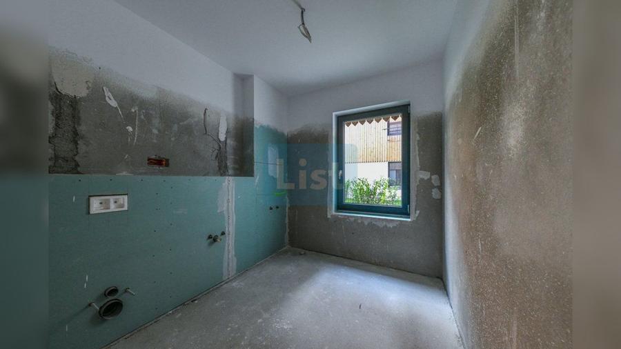 Apartament cu 3 camere decomandat în Brașovul Vechi