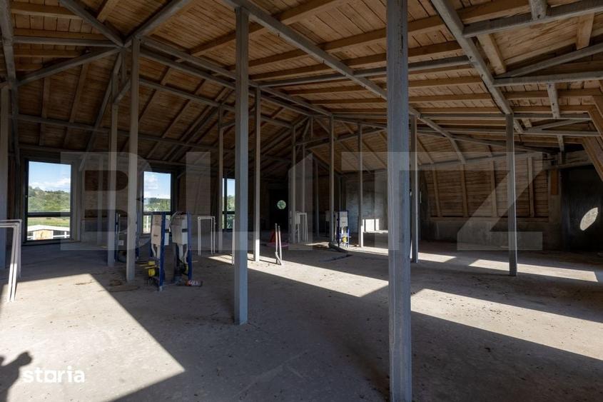 Spațiu comercial, de 1,224.33 mp, în Bucovăț