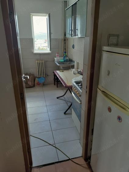 Apartament cu 3 camere decomandat în Păcurari