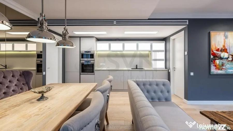 Apartament cu 3 camere semidecomandat în Dorobanți