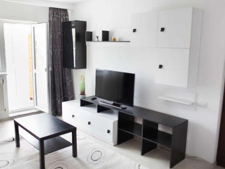 Apartament cu 2 camere decomandat, mobilat în Tineretului
