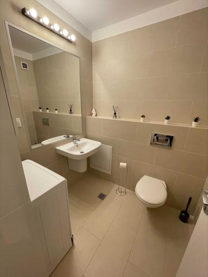 Apartament cu 3 camere decomandat în Brâncoveanu