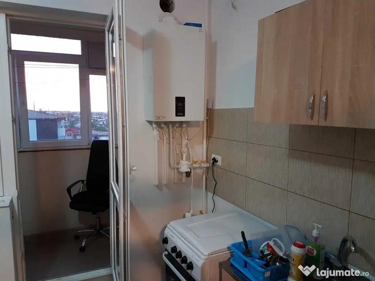 Garsonieră în Apărătorii Patriei