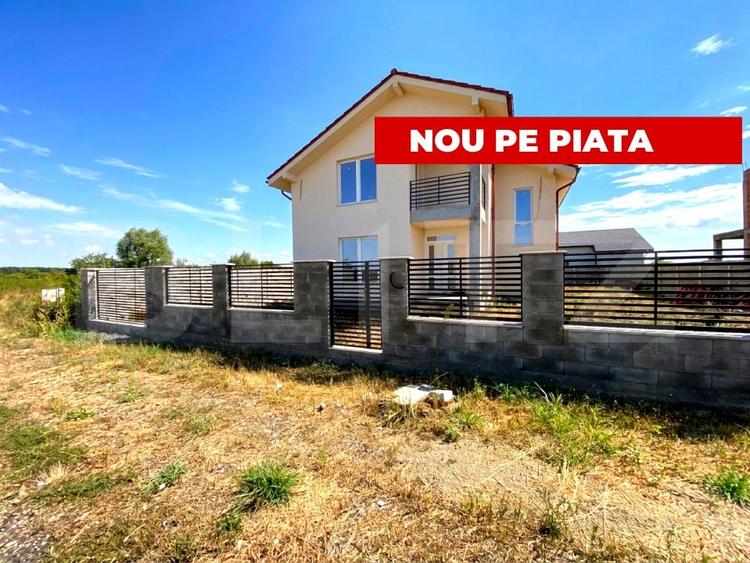 Casă individuală cu 5 camere cu Teren 600 Mp în Moșnița Veche