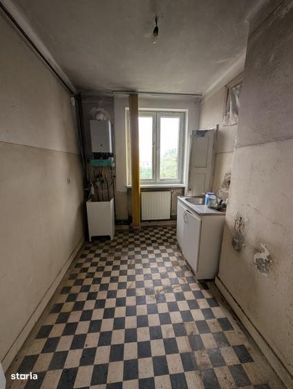 Apartament cu 2 camere decomandat în Banca Națională