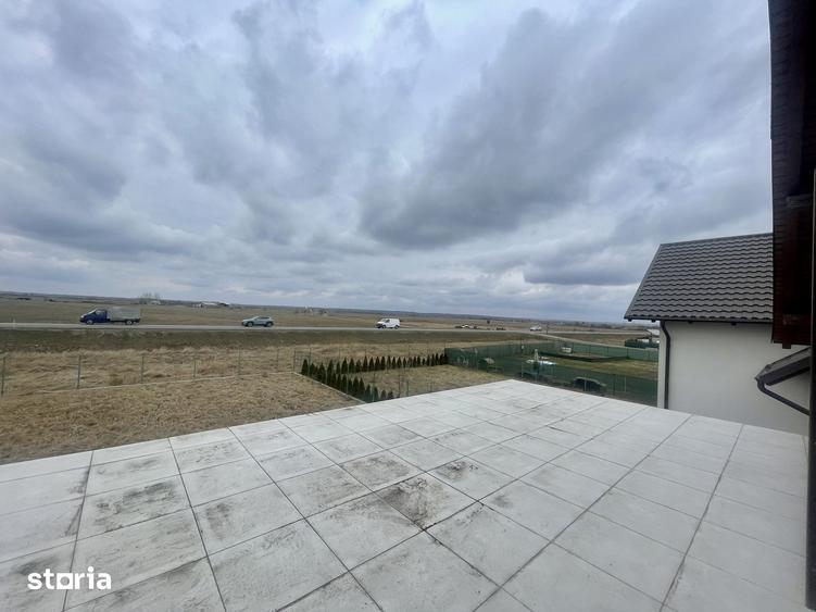 Casă cu 4 camere cu Teren 600 Mp în Central