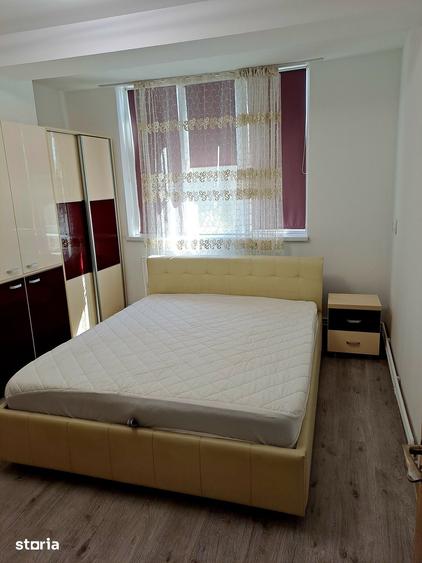 Apartament cu 2 camere decomandat în Craiovița Nouă