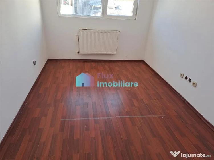 Apartament cu 2 camere nedecomandat în George Enescu