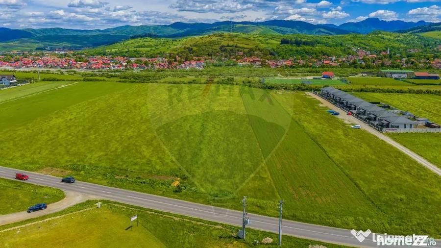 Teren în Tărlungeni