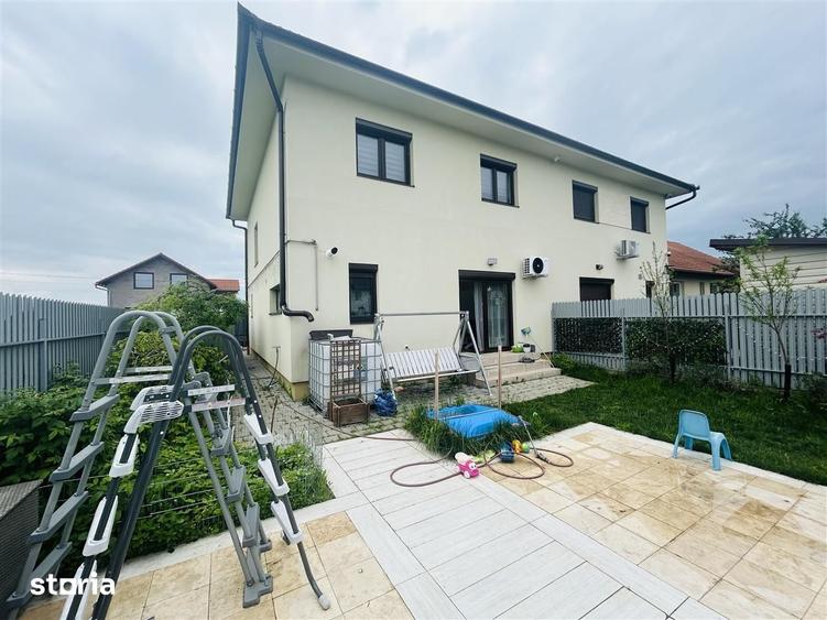 Casă cu 5 camere cu Teren 661 Mp în Șura Mică