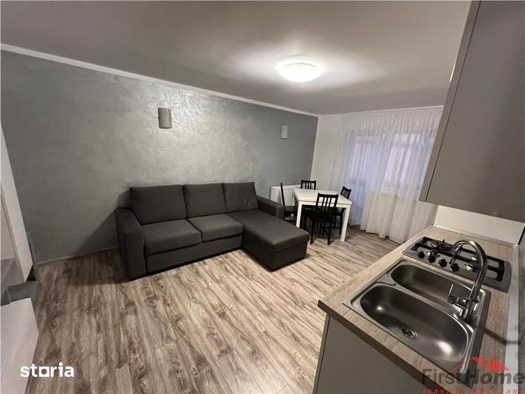 Apartament cu 3 camere, mobilat în Central