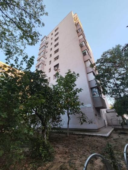 Apartament cu 3 camere decomandat, mobilat în Theodor Pallady