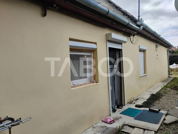 Casă individuală cu 2 camere cu Canalizare în Șeica Mare