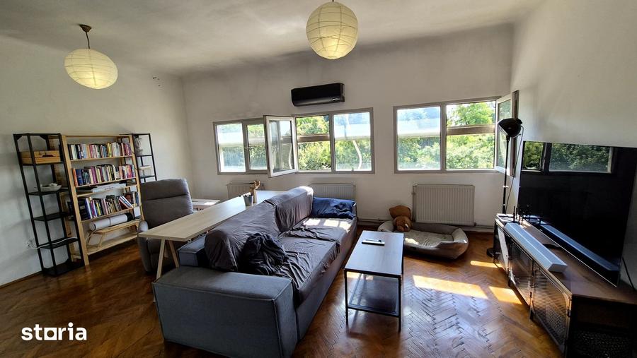 Apartament cu 3 camere în Centrul Civic — fotografia 1