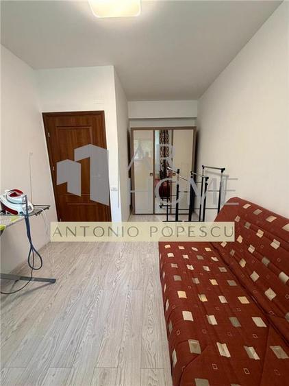 Apartament cu 3 camere decomandat, mobilat în Albert
