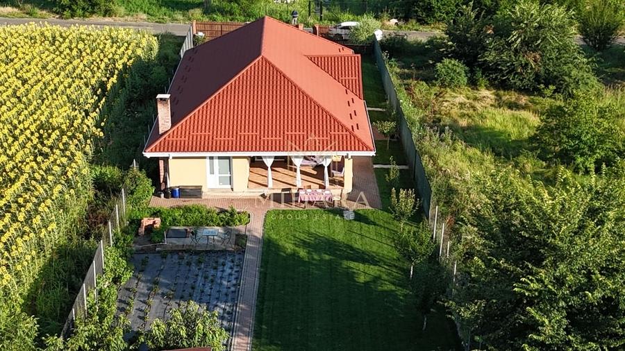 Casă cu 4 camere în Grădiștea