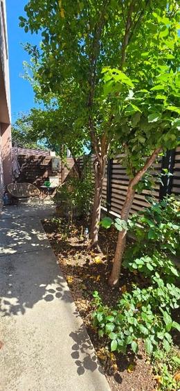 Apartament cu 3 camere decomandat, mobilat în Brâncoveanu