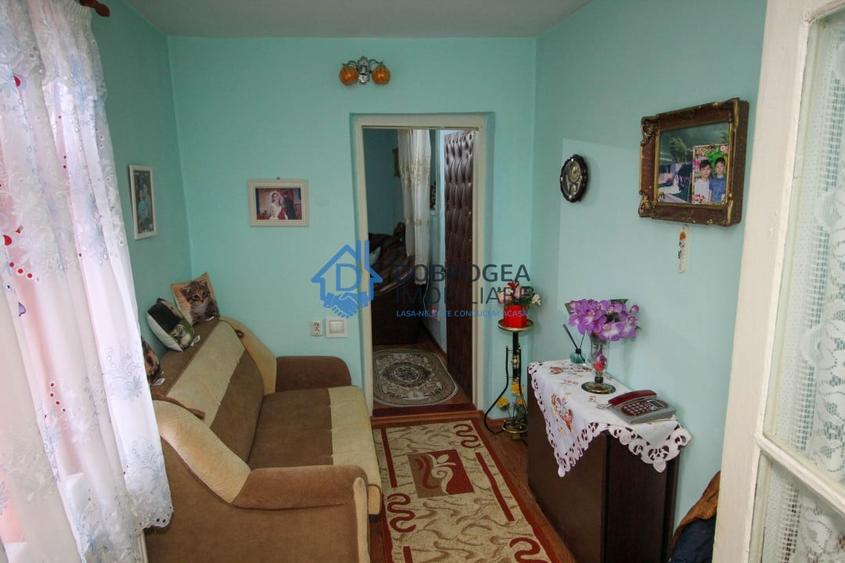 Casă individuală cu 3 camere cu Canalizare în Ultracentral