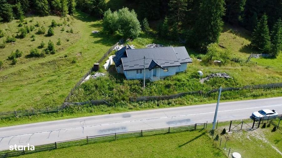Casă cu 4 camere cu Teren 1200 Mp în Breaza
