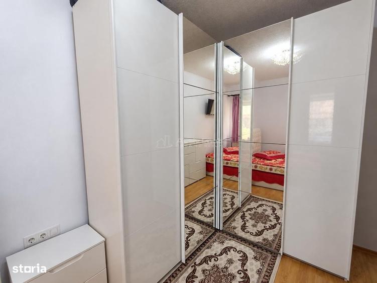 Casă cu 3 camere semidecomandat în Central