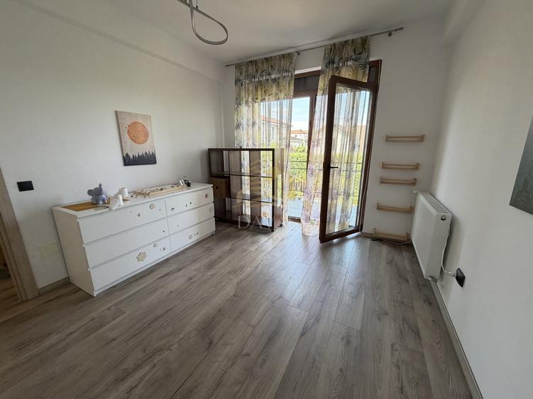 Duplex cu 5 camere cu Canalizare în Borhanci
