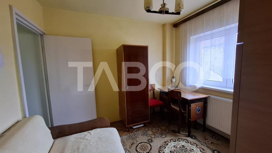 Apartament cu 2 camere decomandat, mobilat în Mihai Viteazul