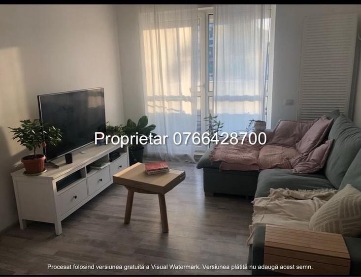 Apartament cu 3 camere semidecomandat în Titan