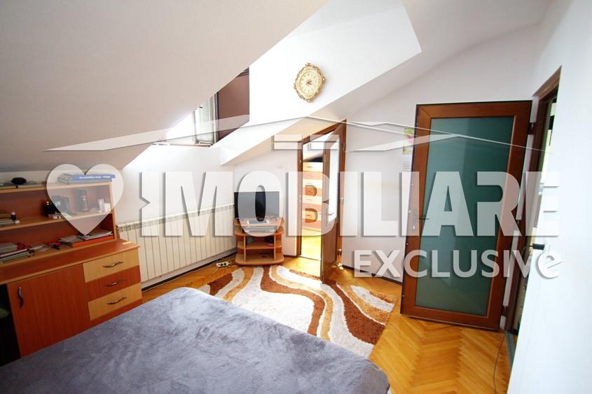 Casă individuală cu 8 camere cu Teren 1174 Mp în Șagului